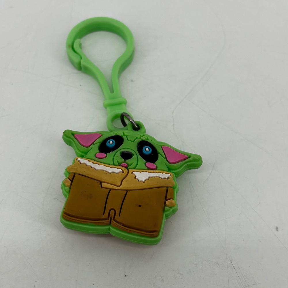 Star Wars Grogu Baby Yoda Panda Eyes Rubber Keychain Green Backpack Clip Charm